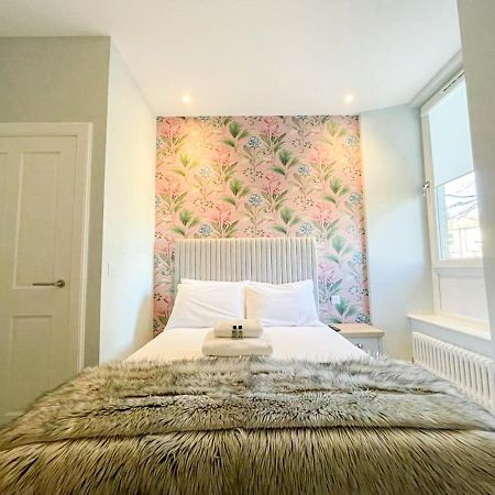 Appartement Beautiful 2Br, Private Entry In Vibrant Leith à Édimbourg Extérieur photo